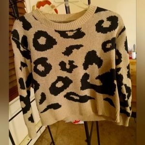 NWOT SHEIN Tan and Black Animal print sweater size Medium